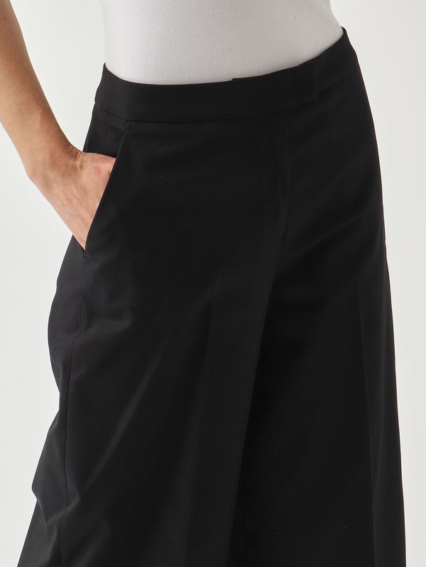 5. Pantalone donna in cotone stretch Nero PT Torino cdvsttz00stddx18