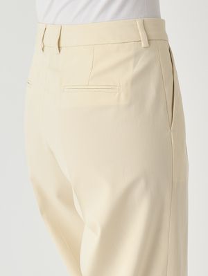 5. Pantalón de mujer de algodón Crema