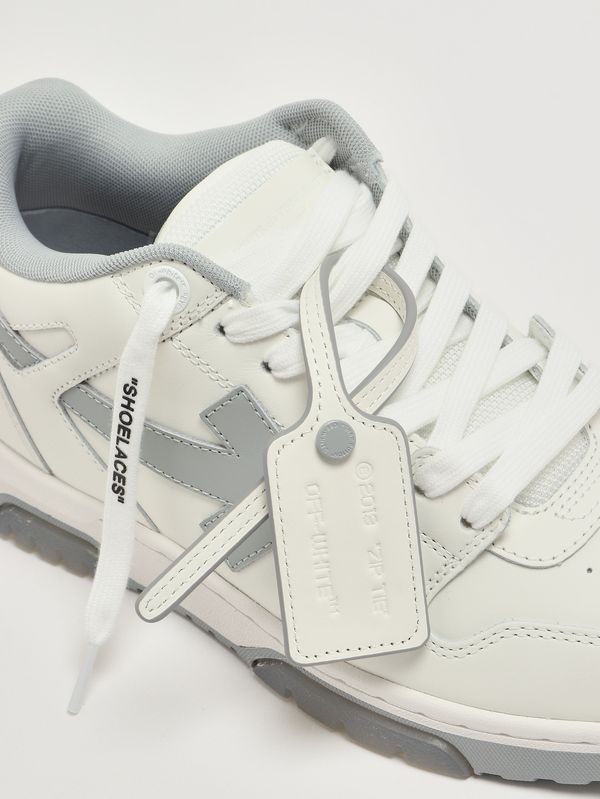 5. Men's Out Of Office leather sneakers White-Grey Off-White omia189c99lea019
