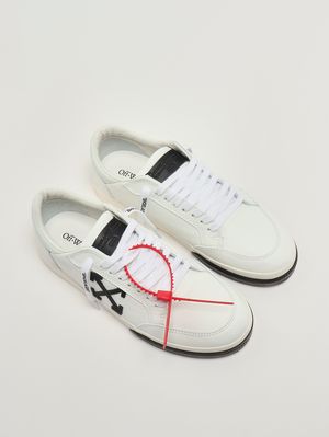 2. Sneakers uomo Vulc Low 04661 in pelle Bianco