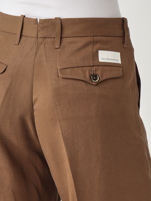 5. Nadia Damen-Hose aus Lycra Mokka