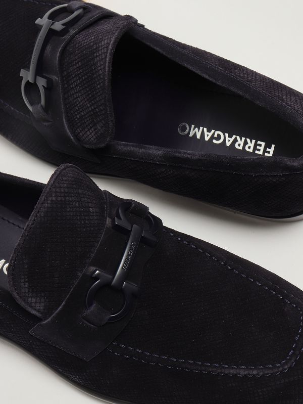 4. Mocassino uomo Foster in pelle scamosciata Blu Navy Ferragamo 021669789474