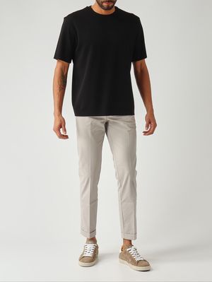 2. Camiseta para hombre de piqué de algodón de doble capa. Negro