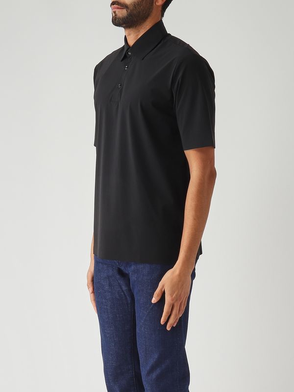 3. Polo para hombre de tejido técnico ultraligero Negro Herno jpl00138u12509s