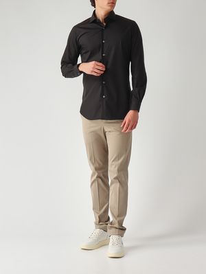 2. Herrenhemd aus Stretch-Baumwollsatin Schwarz