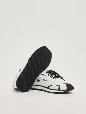4. Kids' mesh sneakers Black-White
