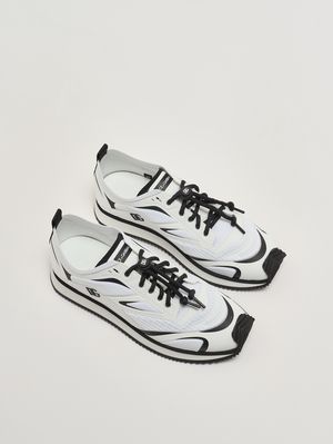2. Kids' mesh sneakers Black-White