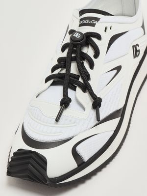 5. Kids' mesh sneakers Black-White