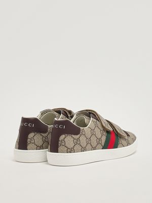 3. Zapatillas deportivas para niño en tejido GG Supreme y piel. Beige