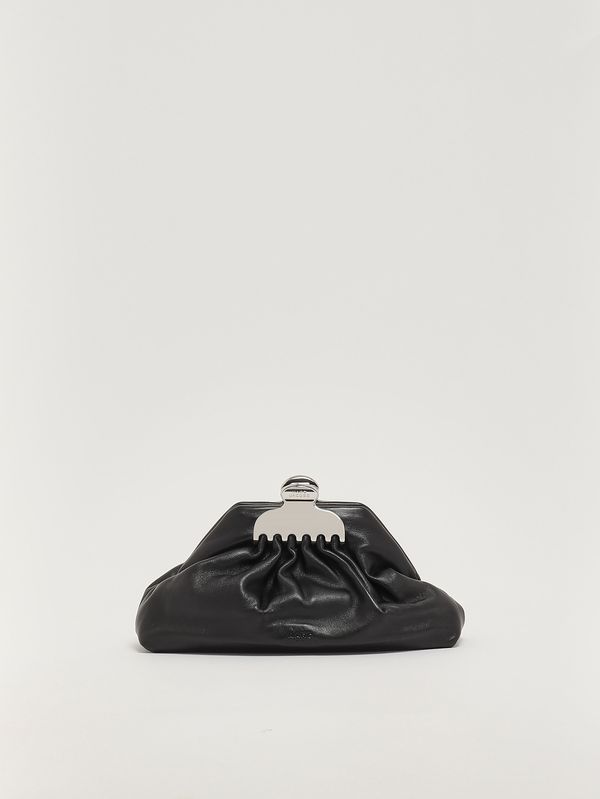 1. Clutch femme The Small Claw Clip en cuir Noir Marc Jacobs 2r5hcl004h01