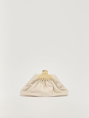 1. Clutch femme The Small Claw Clip en cuir Ivoire