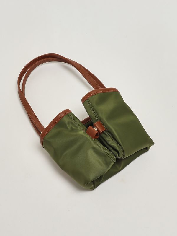 5. Bolso de mujer City Bag Medium de nailon 5218 Emb. MC2 Saint Barth cb0004
