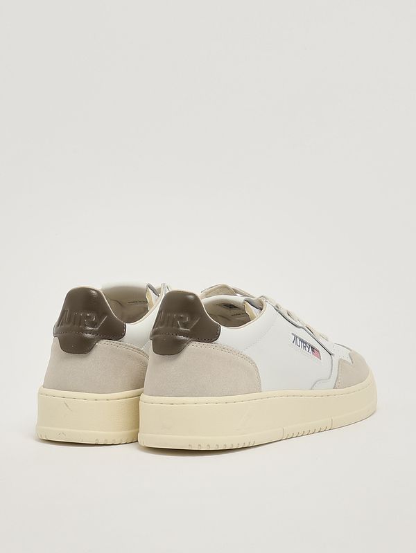 3. Zapatillas para hombre Medalist de piel Blanco-Moro Autry aulmls15