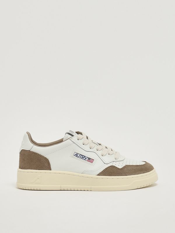 1. Zapatillas de mujer Medalist de piel Blanco-Antílope Autry aulwft02
