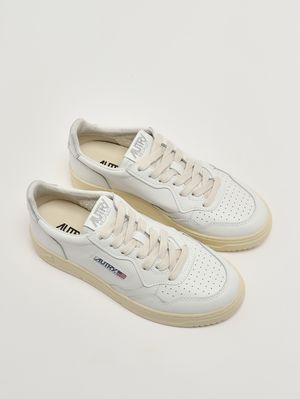 2. Damen-Sneakers Medalist aus Leder Weiß-Silber