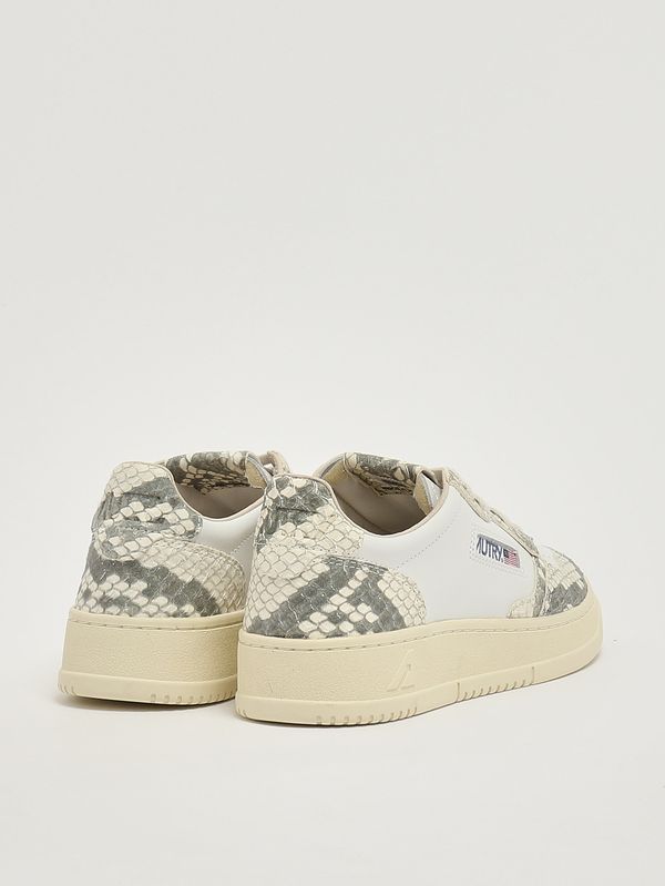 3. Baskets femme Medalist en cuir Saint Pitone Autry aulwve01