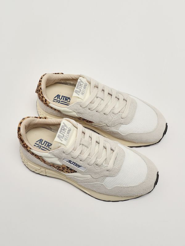 2. Zapatillas de mujer Reelwind en piel y nailon Blanco-Leopardo Autry wwlwep01