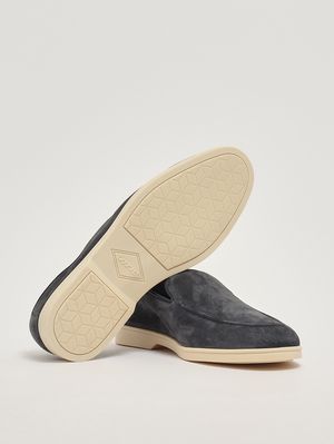 4. Men's suede moccasins Blue