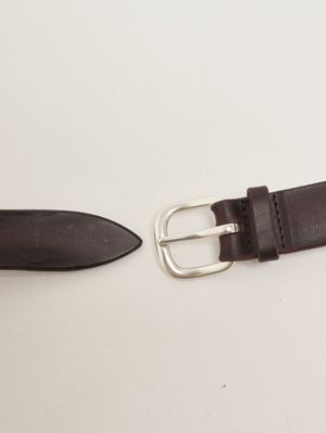 2. Cinturón de hombre de cuero cepillado Moro