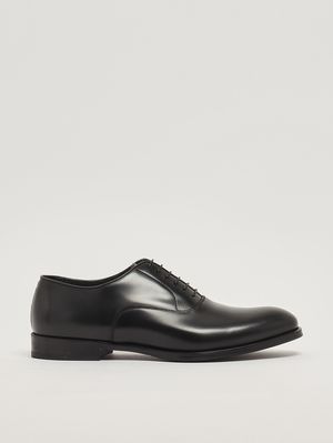 1. Stringata uomo Oxford in pelle spazzolara Nero