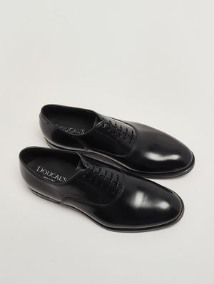 2. Zapato Oxford de hombre en piel cepillada. Azul marino