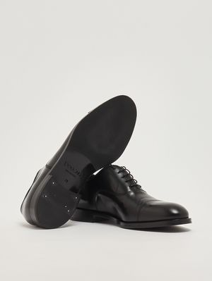 4. Stringata uomo Oxford in pelle spazzolata Nero
