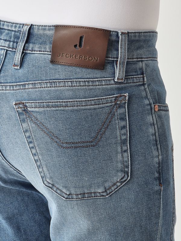 4. Herrenjeans John aus Stretch-Baumwolle Mittelblau Jeckerson pe26juppa077john001