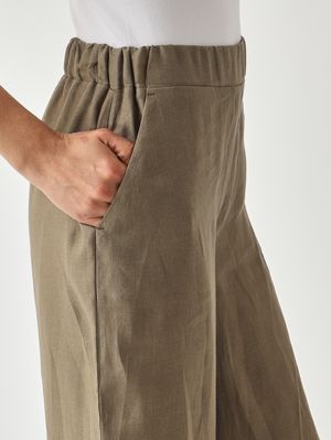 5. Women's linen trousers Military