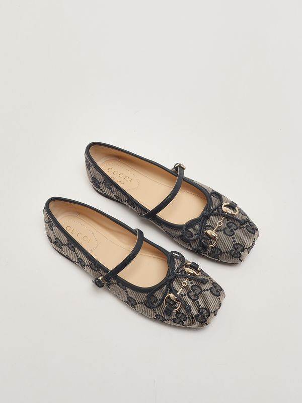 2. Girls' canvas ballet flats Beige-Blue Gucci 856590hwk20