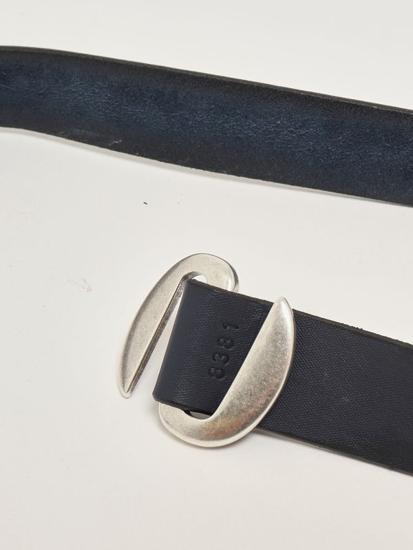 3. Ceinture homme en daim Bleu Orciani u08381hdb