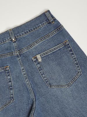 3. Vaqueros para niña en denim de algodón elástico Denim medio