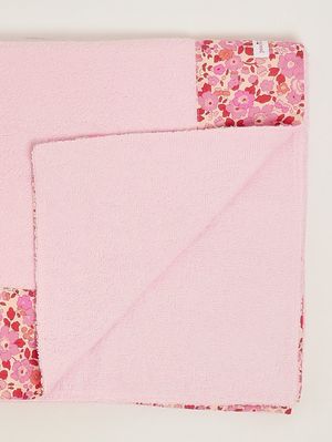 2. Cotton beach towel for girls Pink