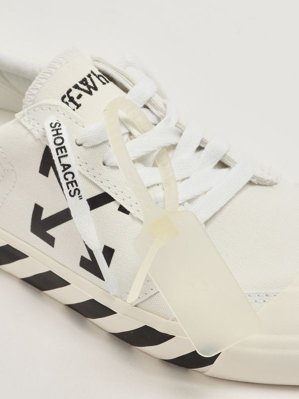 5. Men's Vulc Undercut cotton canvas sneakers Black-White Off-White omia2apc99fab0010