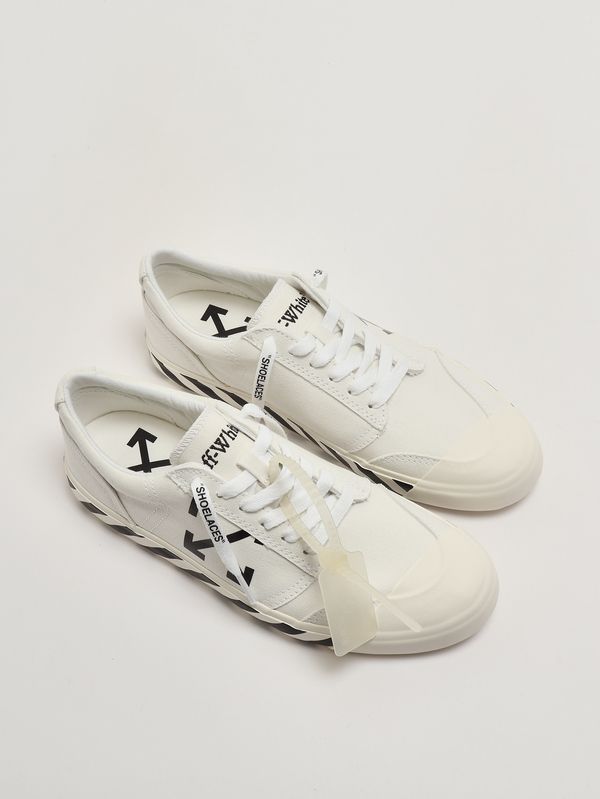 2. Men's Vulc Undercut cotton canvas sneakers Black-White Off-White omia2apc99fab0010