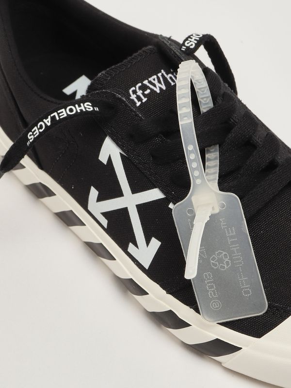 5. Herren-Sneaker Vulc Undercut aus Baumwoll-Canvas Schwarz-Weiß Off-White omia2apc99fab0011