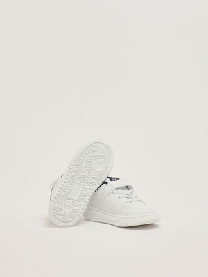 4. Kindersneaker aus Kunstleder Weiß