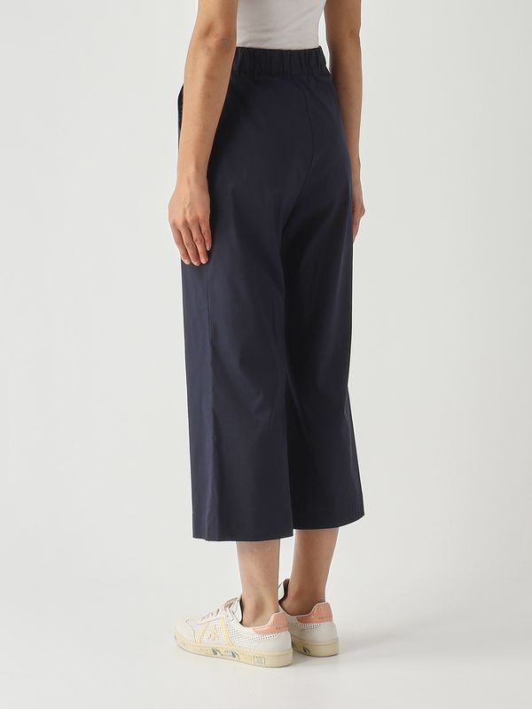 4. Pantalón de mujer de mezcla de algodón elástico. Azul marino Gran Sasso 7623954300