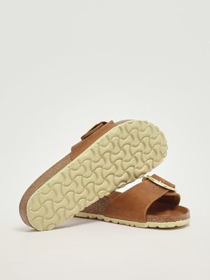 4. Sandale femme Madrid Big Buckle en cuir huilé Cognac
