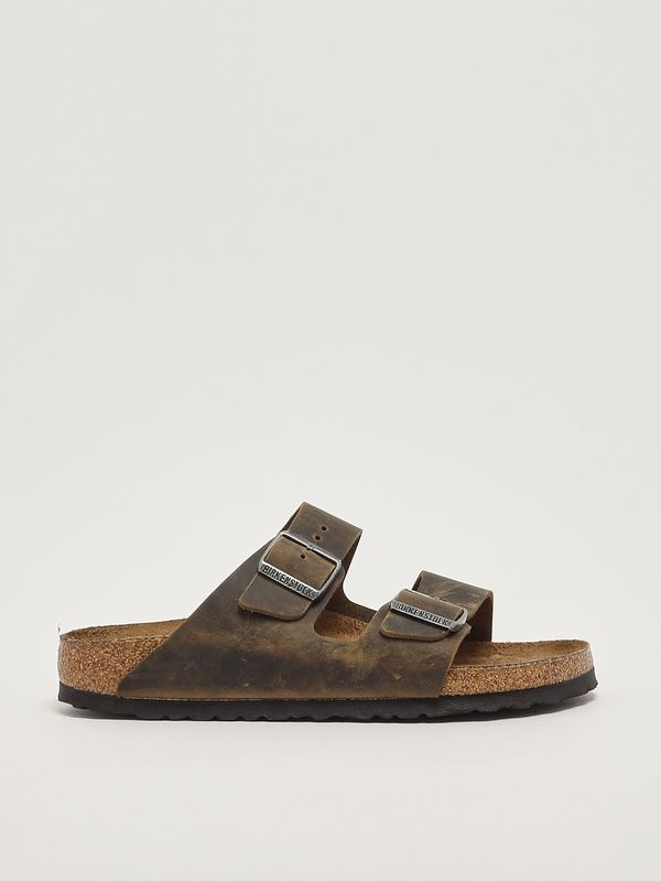 1. Sandalo Arizona Soft Foot Bed in pelle oliata Kaki Chiaro Birkenstock 1019377