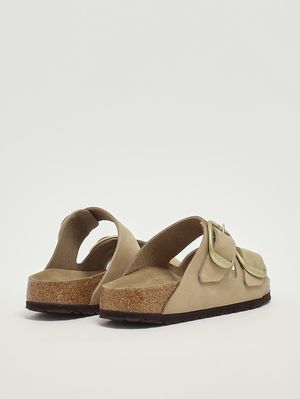 3. Sandalo donna Arizona Big Buckle in pelle nubuck Sabbia