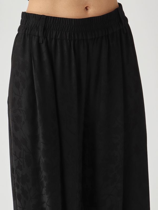 5. Bedonia Damenhose aus Viskose-Jacquard Schwarz Pinko 106802a3an
