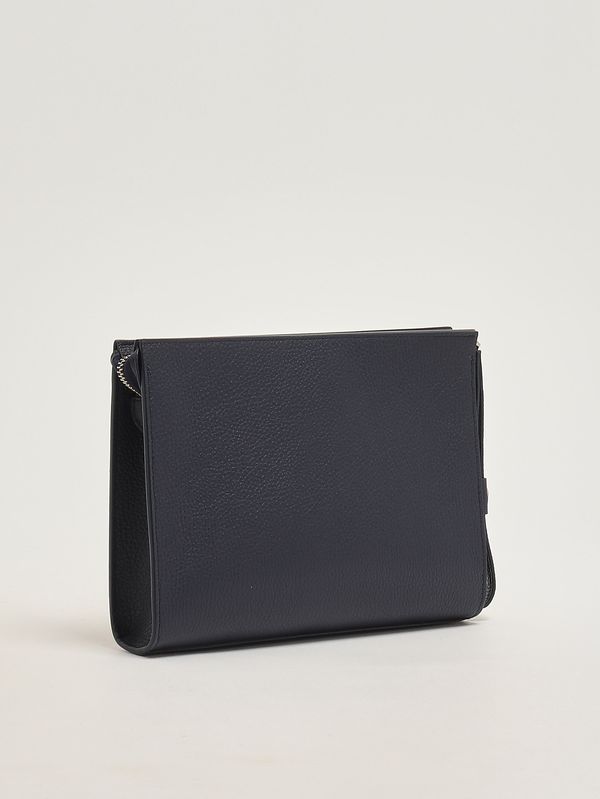 2. Cartera de mano Micron para hombre en piel Azul marino Orciani su0127mic
