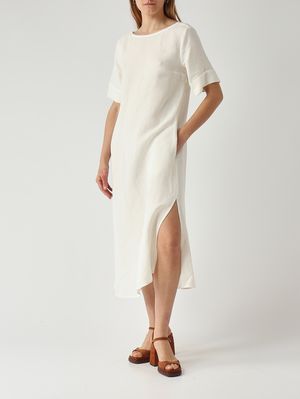 2. Damenkleid aus Leinen und Viskose Weiß