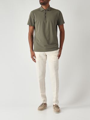 2. Herren-Poloshirt aus technischem Seersucker-Gewebe Militärisch