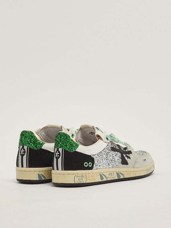3. Zapatillas deportivas para mujer BSKT Clayd 8165 de piel y algodón. Plata-Negro Premiata bsktclad8165