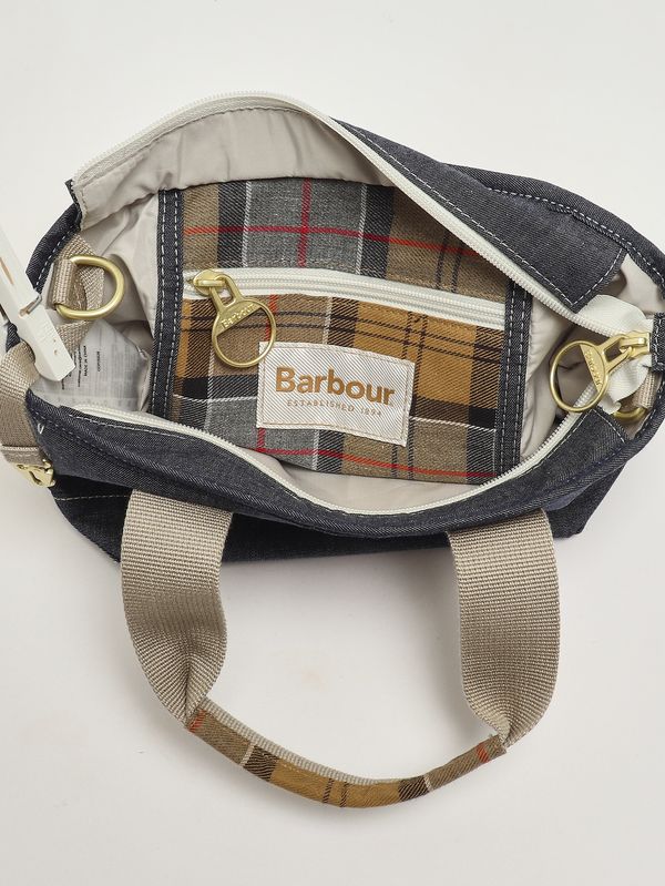 5. Bolso de mujer Mini Mya en tejido vaquero de algodón. Índigo Barbour lba0539