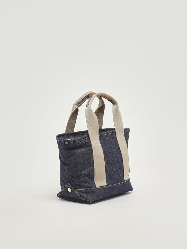 3. Bolso de mujer Mini Mya en tejido vaquero de algodón. Índigo Barbour lba0539