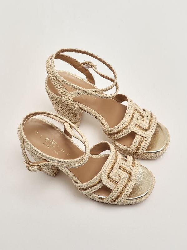 2. Sandalia de mujer de rafia Crema Fiorina 152j791s