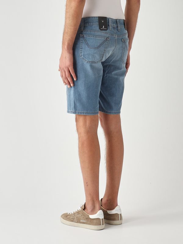 3. Men's Jayden slim fit shorts in 8.75 OZ stretch cotton cross denim Basic Blue Bleach Jeckerson pe26jupbe001jayde001