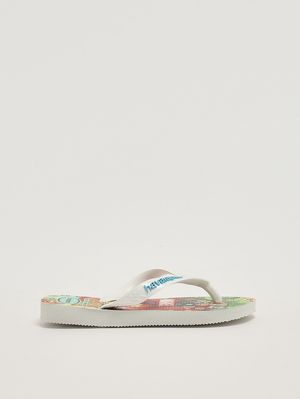 1. Chanclas de goma para niño Blanco-Azul